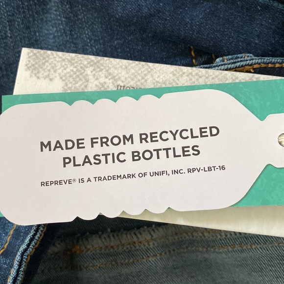 Grace & Lace Dark, Non-Distressed Denim - NWT - Picture 8 of 8